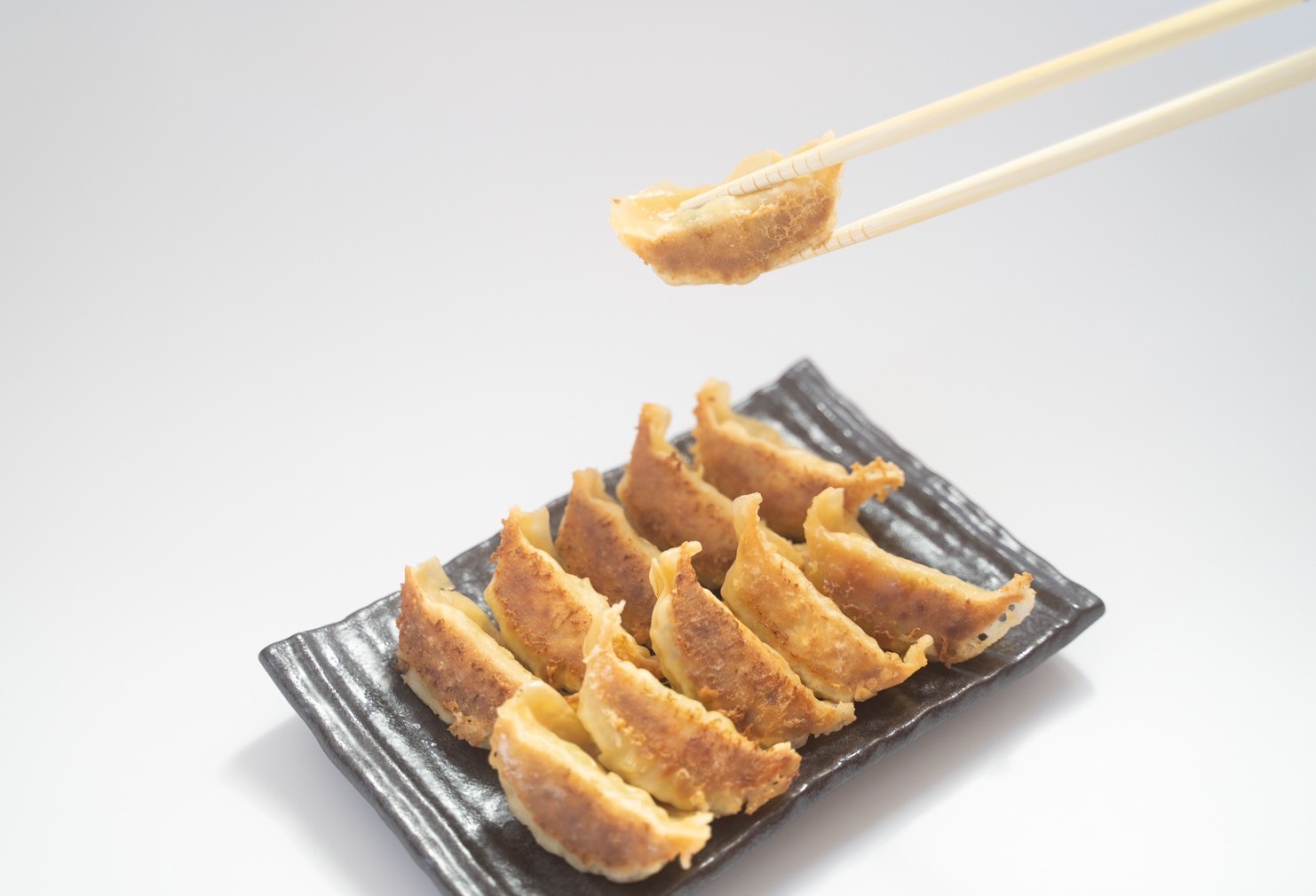 ★送料無料★【お中元ギフト】8/31まで受付中!!!4000円☆～順次出荷☆冷凍ギョーザ1パック・えびしそギョーザ1パック・オリジナルコーヒー10パックセット